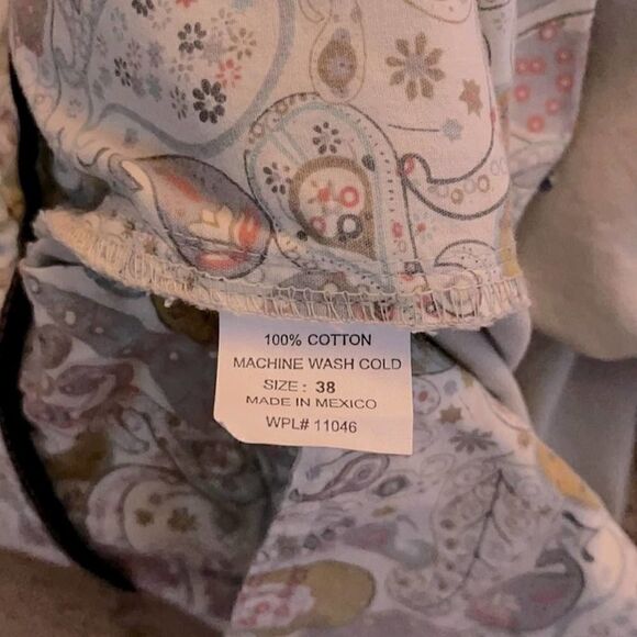 Berle stone khaki-style shorts embroidered golf clubs NWOT 38 - Picture 5 of 7